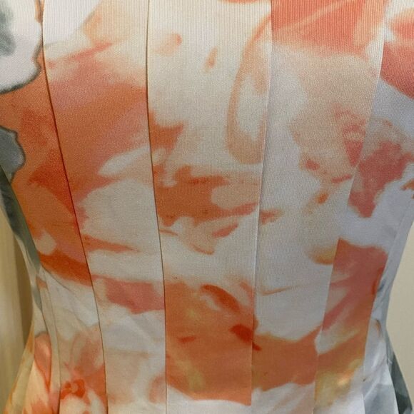 Vince Camuto Fit and Flare Floral Scuba Dress - Size 4 - Picture 6 of 6